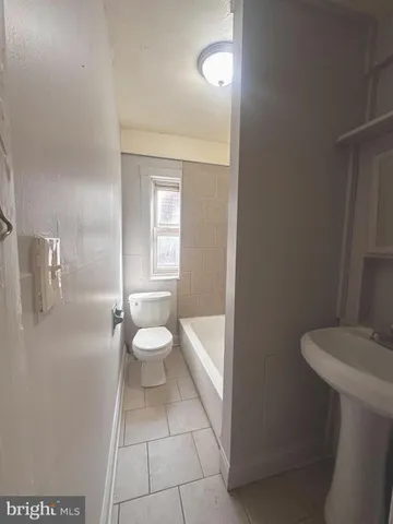 $2,400 | 491 West Hanover Street, Trenton, NJ 08618