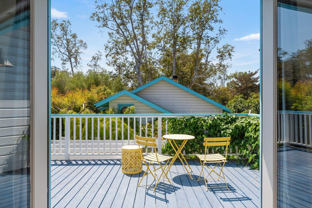 412 Lemon Grove Lane Montecito, CA 93108 - Photo 16 of 27 LemonGrove412.PrimaryDeck4