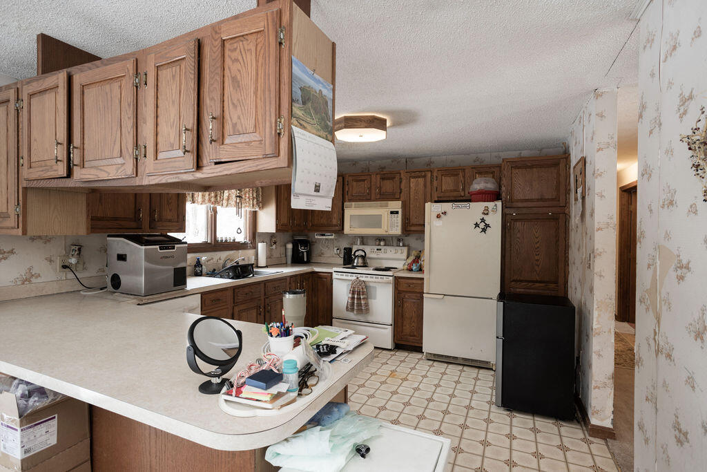 427 Pine Hill Road Berwick, ME 03901 - Photo 3 of 35 427 Pine Hill Rd, Berwick