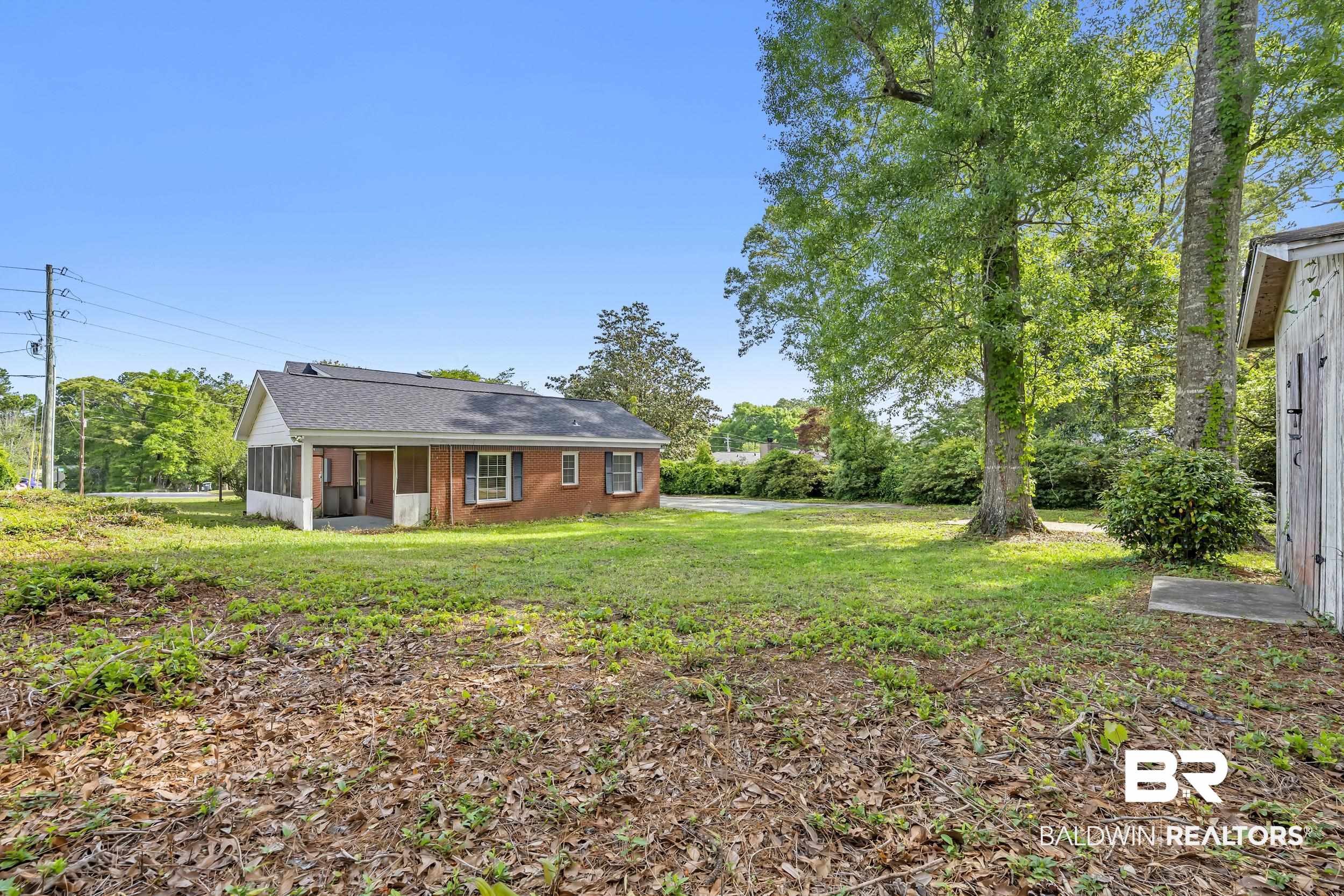 160 Country Club Drive Daphne, AL 36526 - Photo 15 of 74
