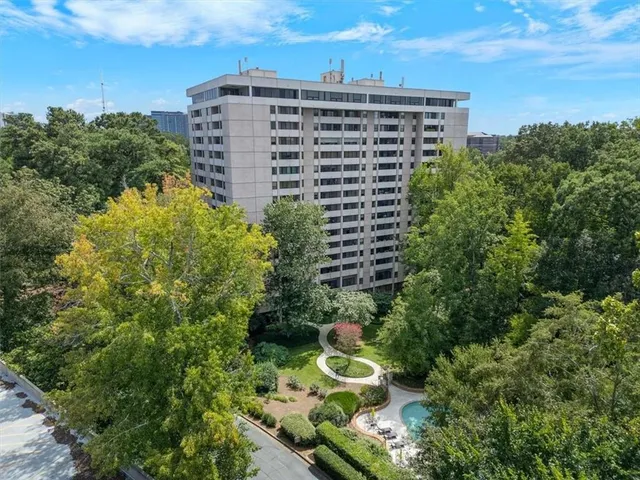 a view of a large building