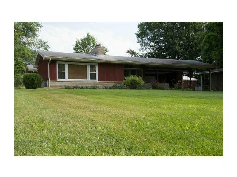 1712 Lindberg Road Anderson, IN 46012 - Photo 2 of 22