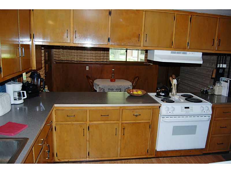 1712 Lindberg Road Anderson, IN 46012 - Photo 12 of 22