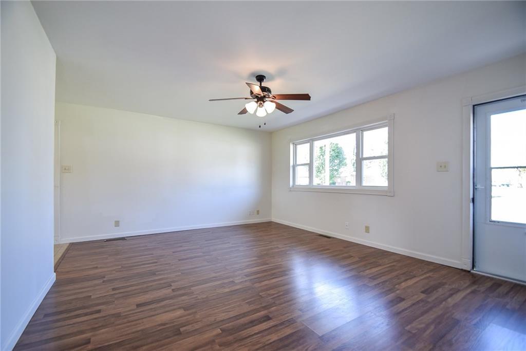 997 Fairfield Road Troy, OH 45373 - Photo 6 of 24 Gallery Image 6