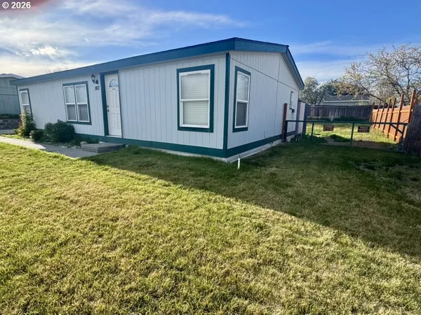 $265,000 | 160 Elizabeth Drive, Stanfield, OR 97875