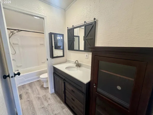 $265,000 | 160 Elizabeth Drive, Stanfield, OR 97875