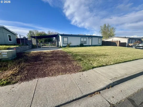 $265,000 | 160 Elizabeth Drive, Stanfield, OR 97875