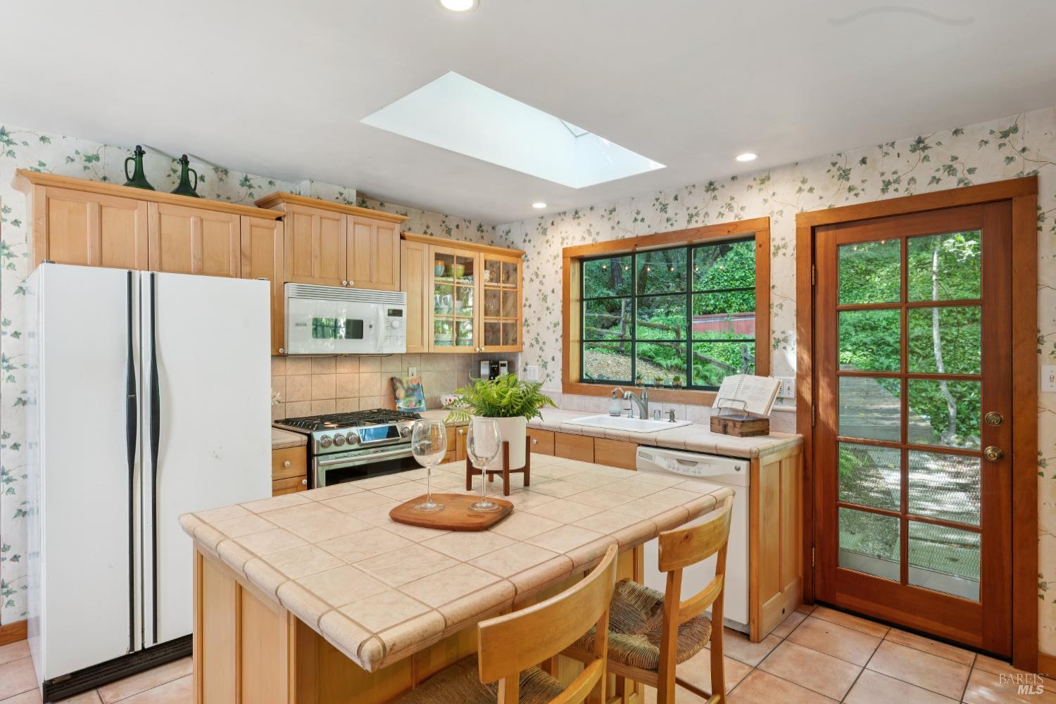 1311 West Dry Creek Road Healdsburg, CA 95448 - Photo 15 of 51