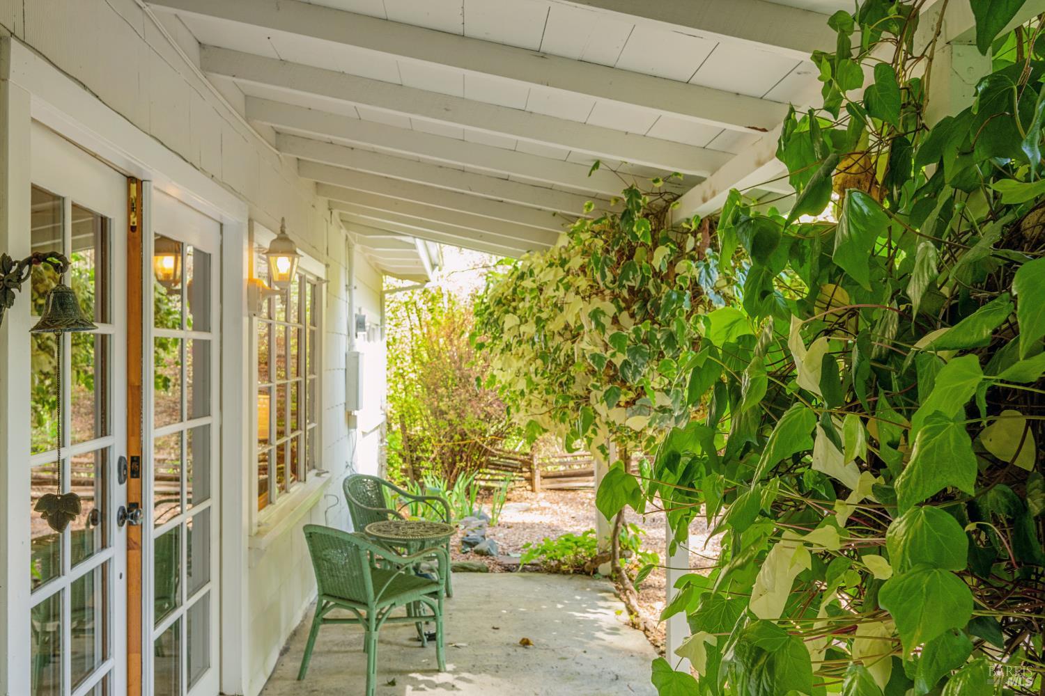 1311 West Dry Creek Road Healdsburg, CA 95448 - Photo 5 of 51