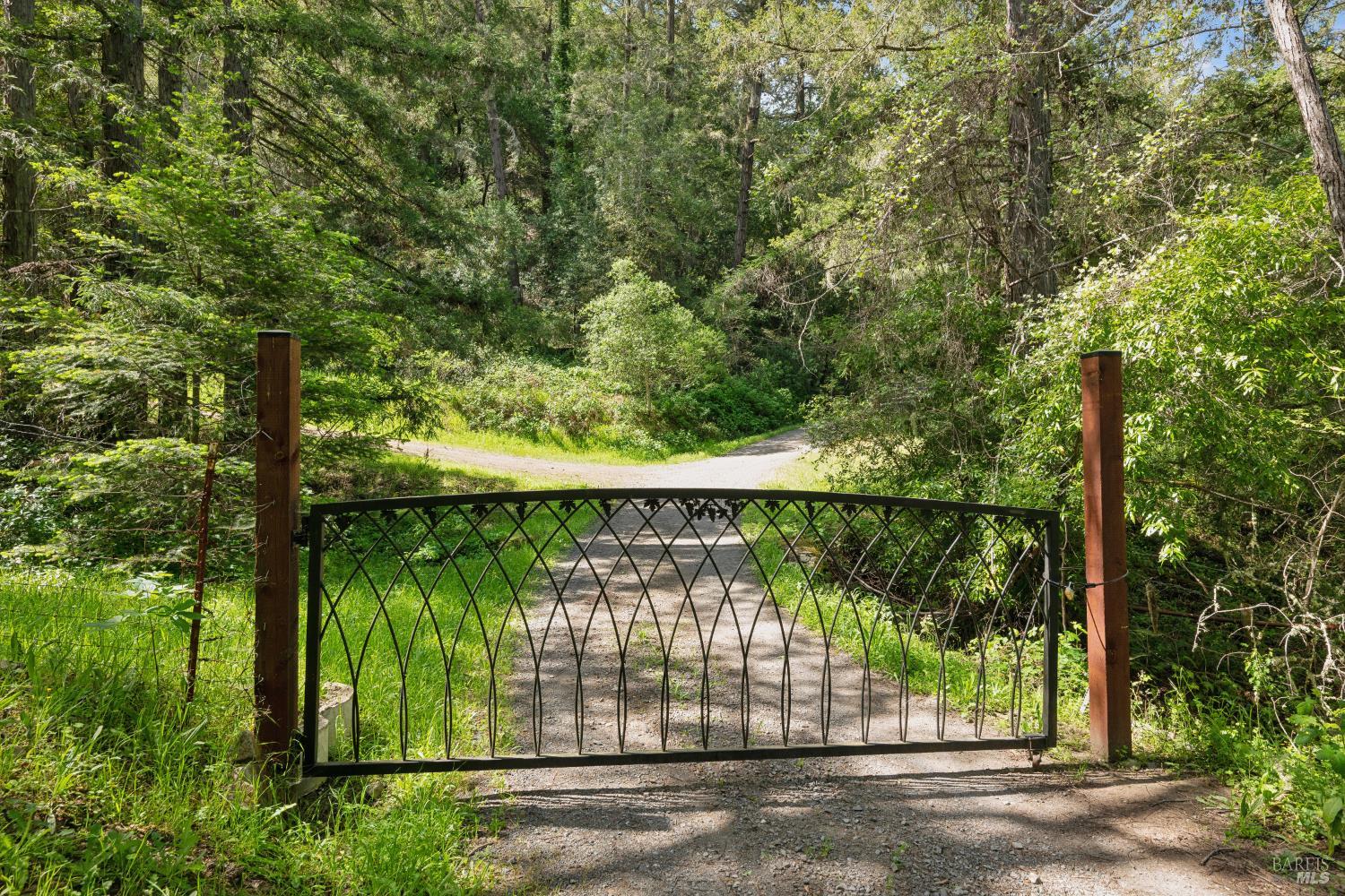 1311 West Dry Creek Road Healdsburg, CA 95448 - Photo 51 of 51