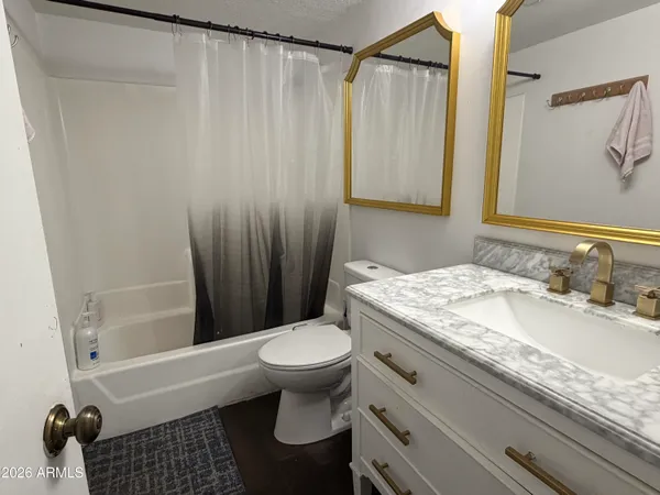 $266,399 | 700 West University Drive, Unit 122, Tempe, AZ 85281