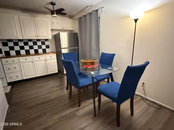 $266,399 | 700 West University Drive, Unit 122, Tempe, AZ 85281