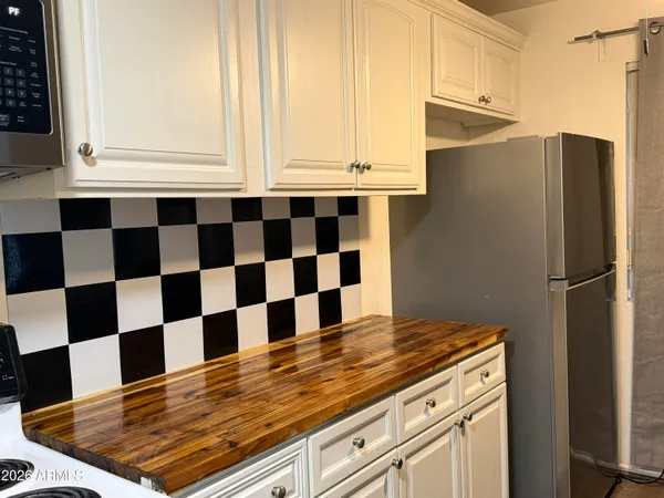 $266,399 | 700 West University Drive, Unit 122, Tempe, AZ 85281