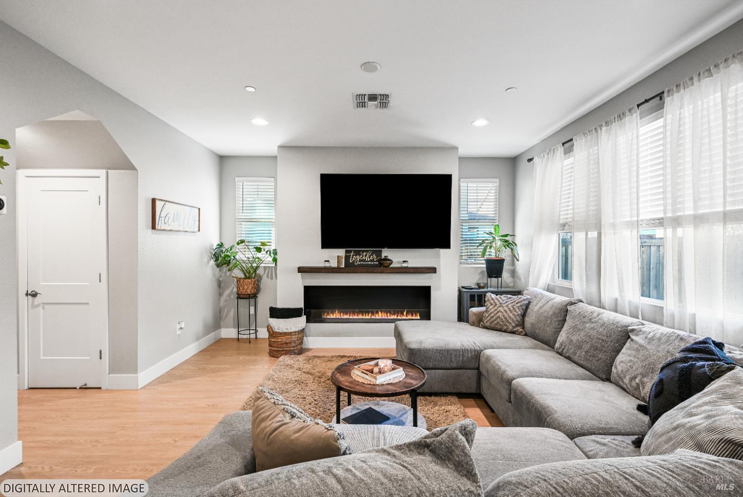 2617 Gable Street Santa Rosa, CA 95407 - Photo 13 of 57