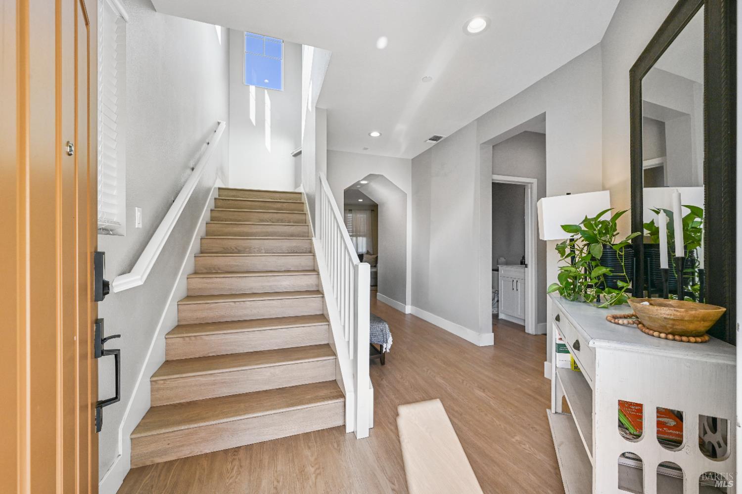 2617 Gable Street Santa Rosa, CA 95407 - Photo 5 of 57