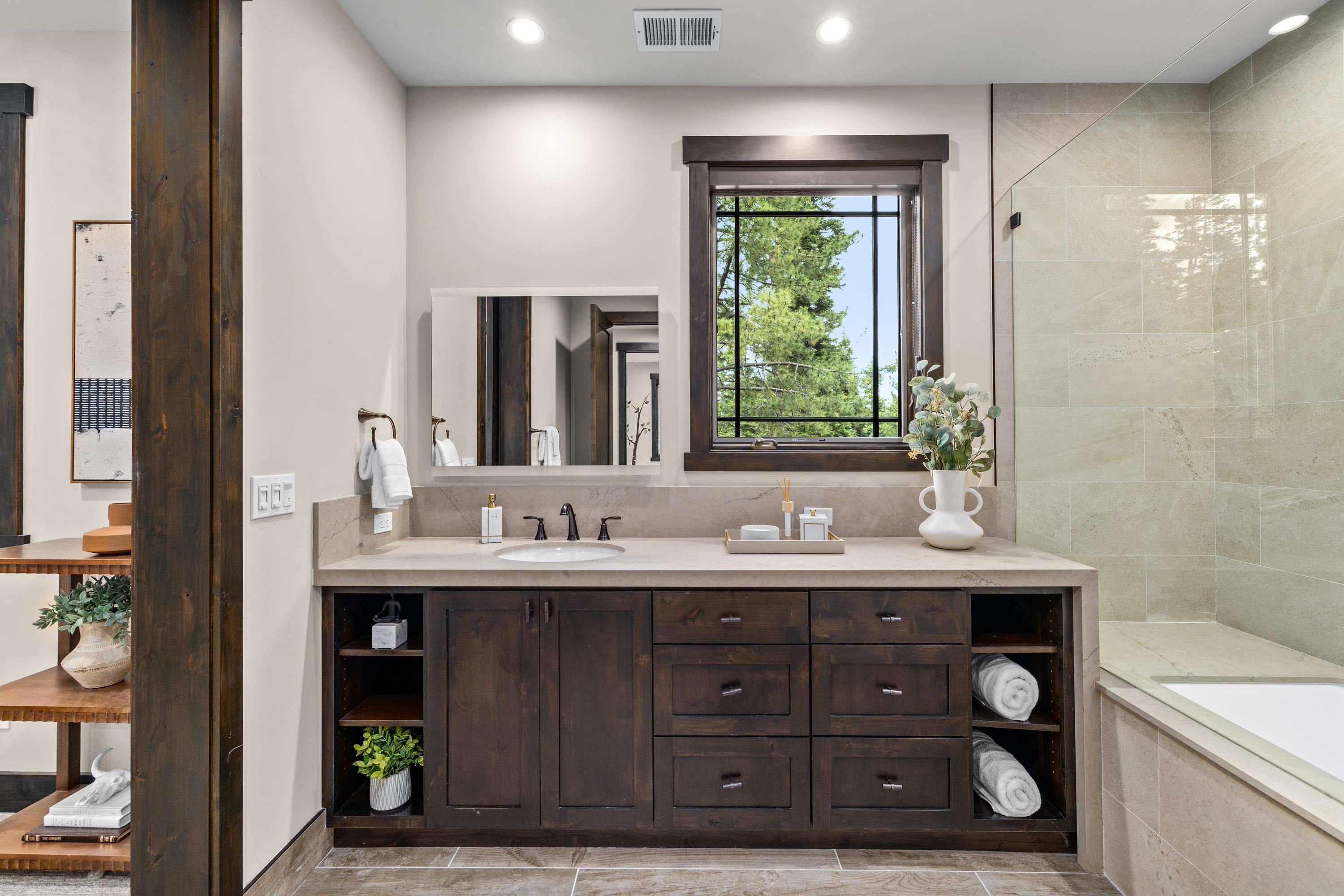 9355 Nine Bark Road Truckee, CA 96161 - Photo 12 of 21 Gallery Image 12