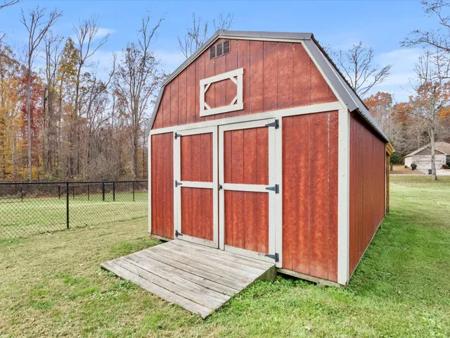 a view of a park with welcome board