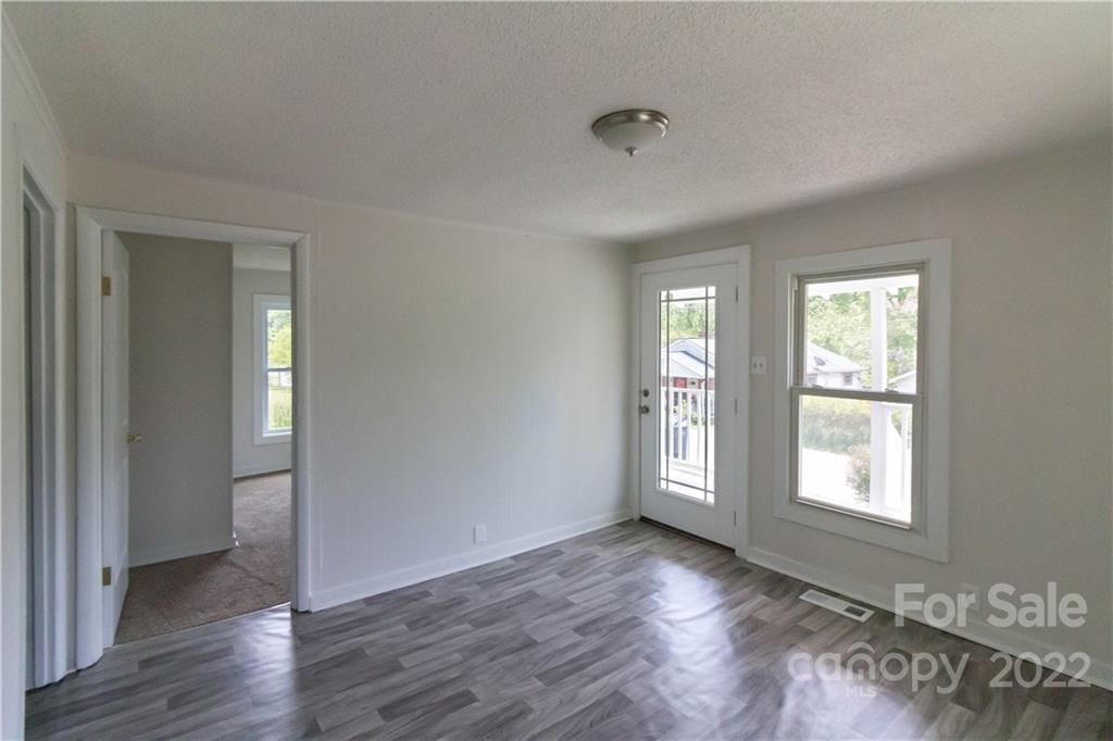 302 Rice Street Kannapolis, NC 28081 - Photo 8 of 25 Gallery Image 8