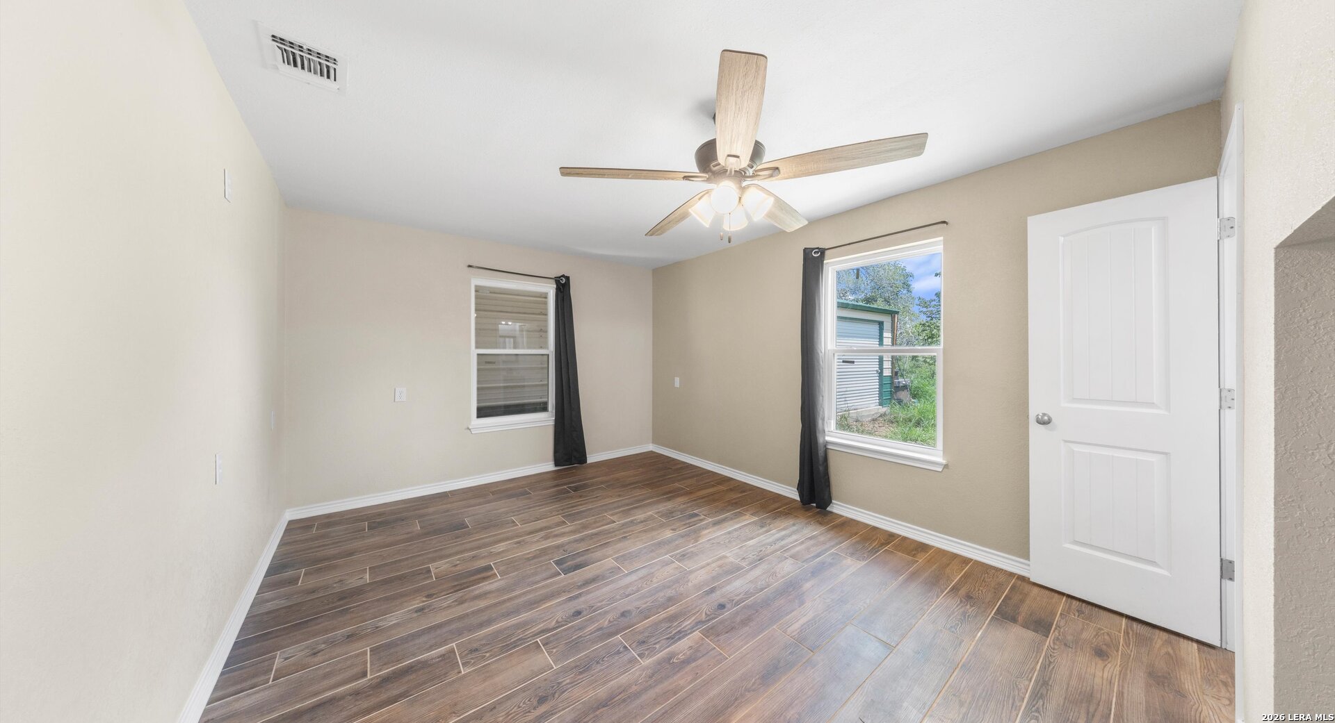 305 Waycross Road San Antonio, TX 78264 - Photo 14 of 39