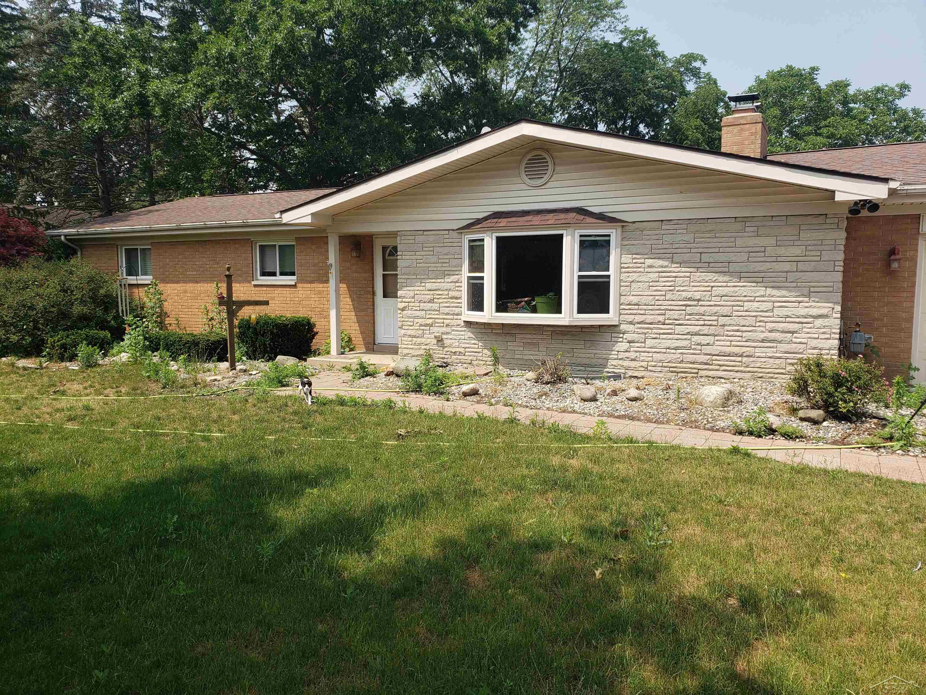 9220 E Road Burt, MI 48417 - Photo 1 of 1