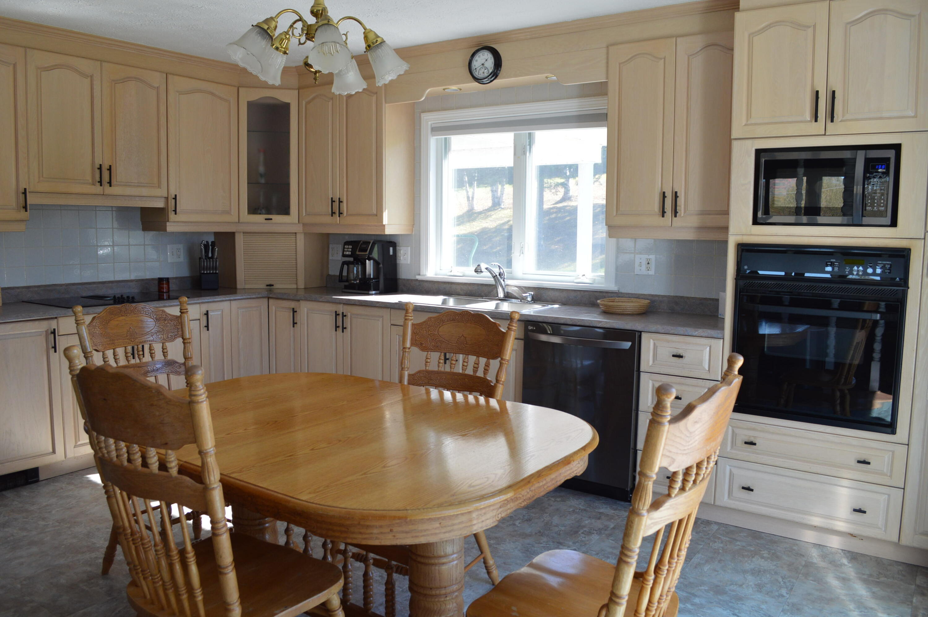 1147 Frenchville Road Fort Kent, ME 04743 - Photo 23 of 66 Kitchen