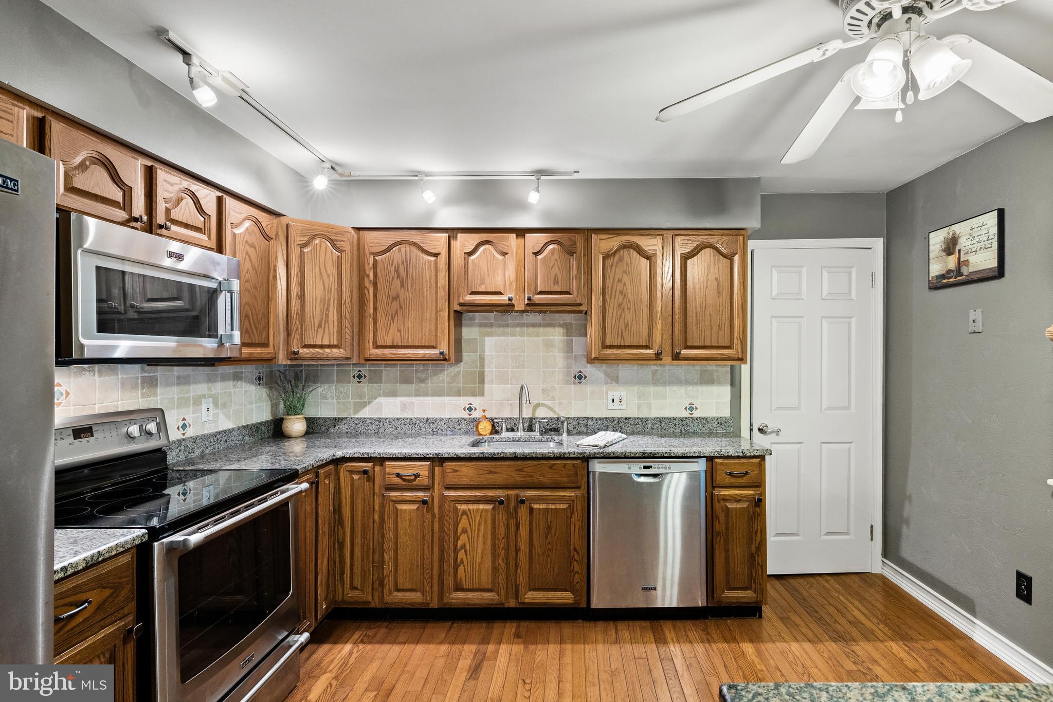 217 Farmington Road Delran, NJ 08075 - Photo 13 of 28 Kitchen