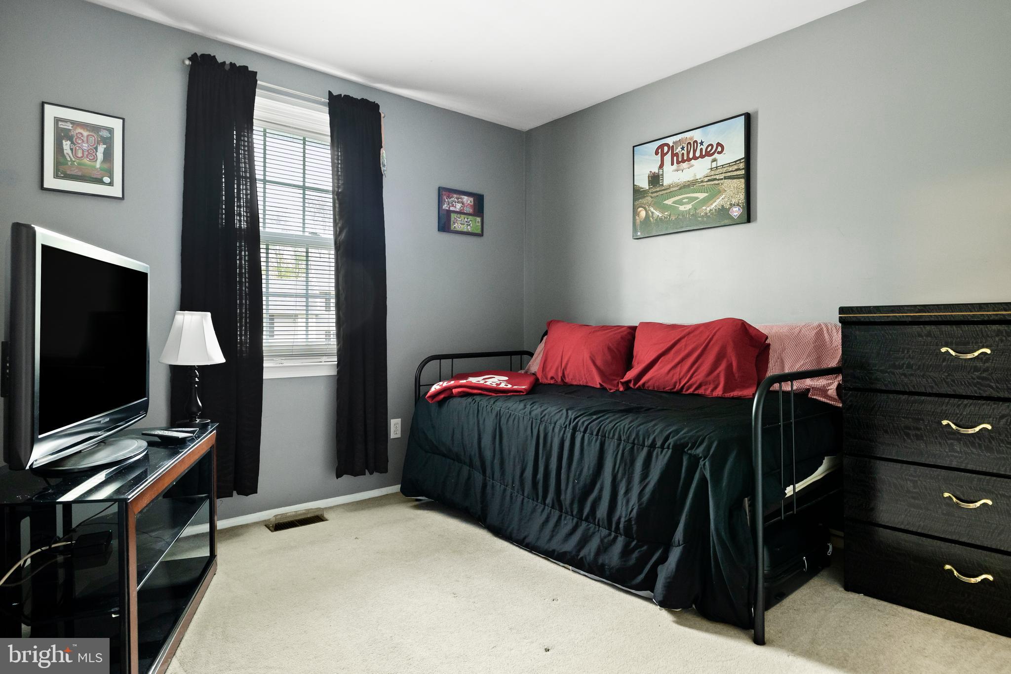 217 Farmington Road Delran, NJ 08075 - Photo 19 of 28 Bedroom 2