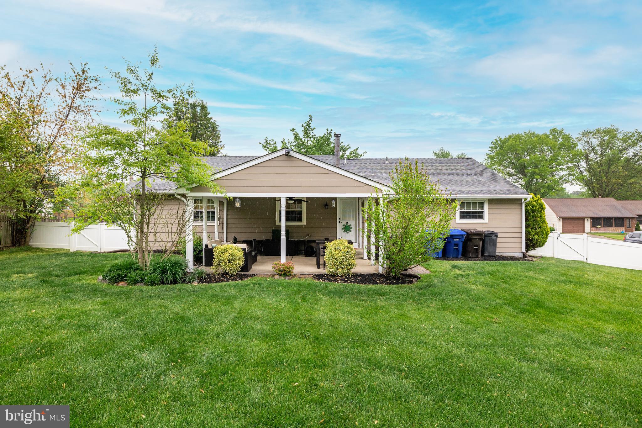 217 Farmington Road Delran, NJ 08075 - Photo 26 of 28 Exterior Back