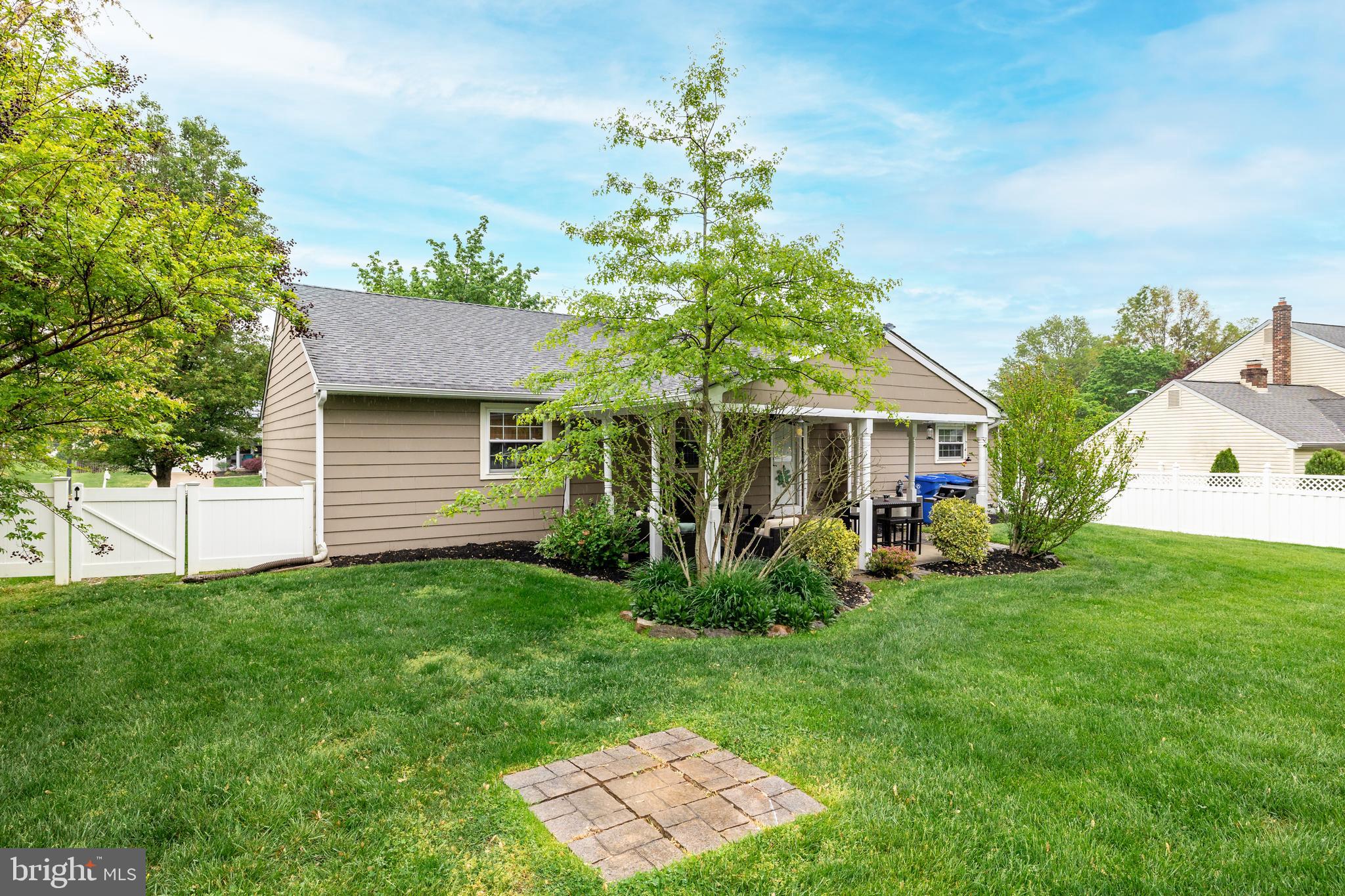 217 Farmington Road Delran, NJ 08075 - Photo 27 of 28 Exterior Back
