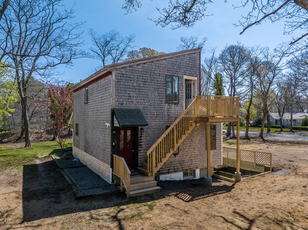 50 Silver Oak Road Eastham, MA 02642 - Photo 3 of 40