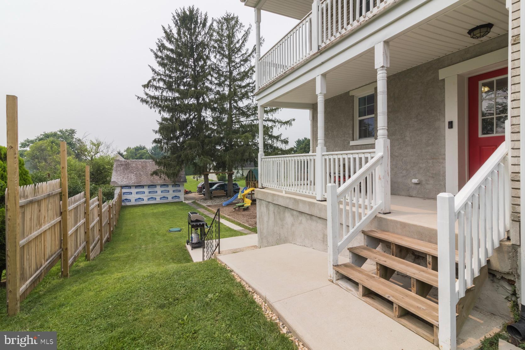 214 Niantic Road Barto, PA 19504 - Photo 4 of 40 Gallery Image 4