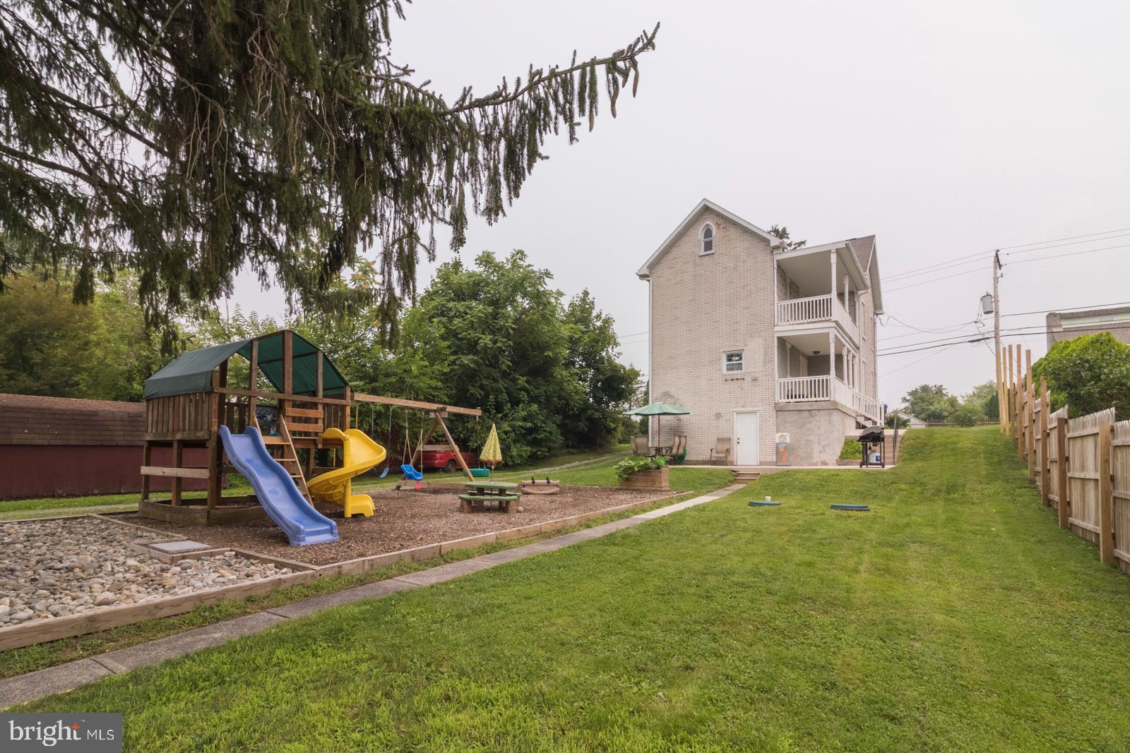 214 Niantic Road Barto, PA 19504 - Photo 31 of 40 Gallery Image 31