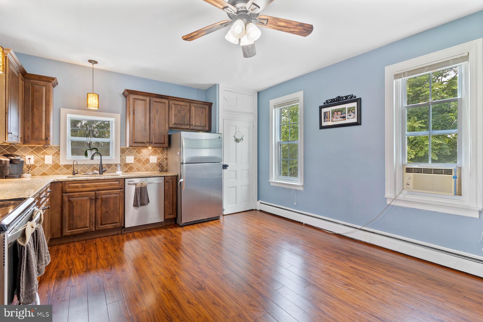 214 Niantic Road Barto, PA 19504 - Photo 8 of 40 Gallery Image 8
