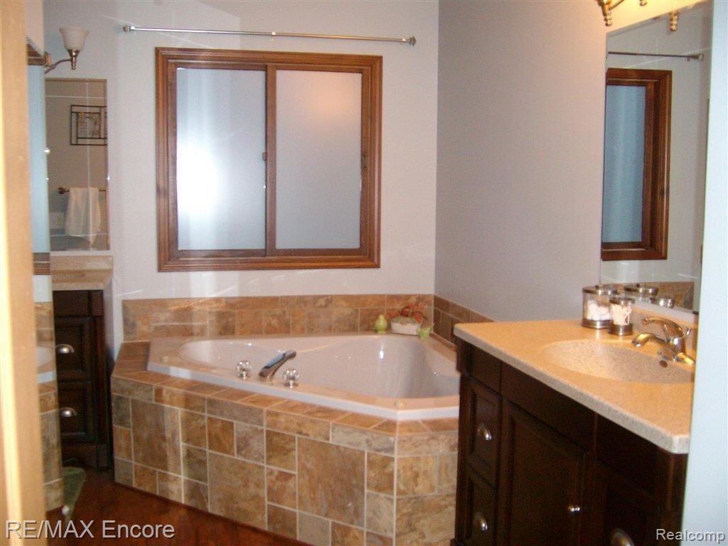 3805 Demode Road Holly, MI 48442 - Photo 11 of 15 Custom Master Bath!