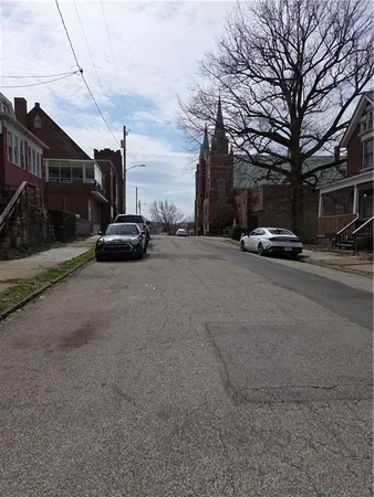$259,000 | 874 Kenneth Avenue, New Kensington, PA 15068