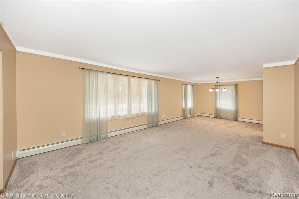 6461 Winans Lake Road Brighton, MI 48116 - Photo 11 of 33 Gallery Image 11