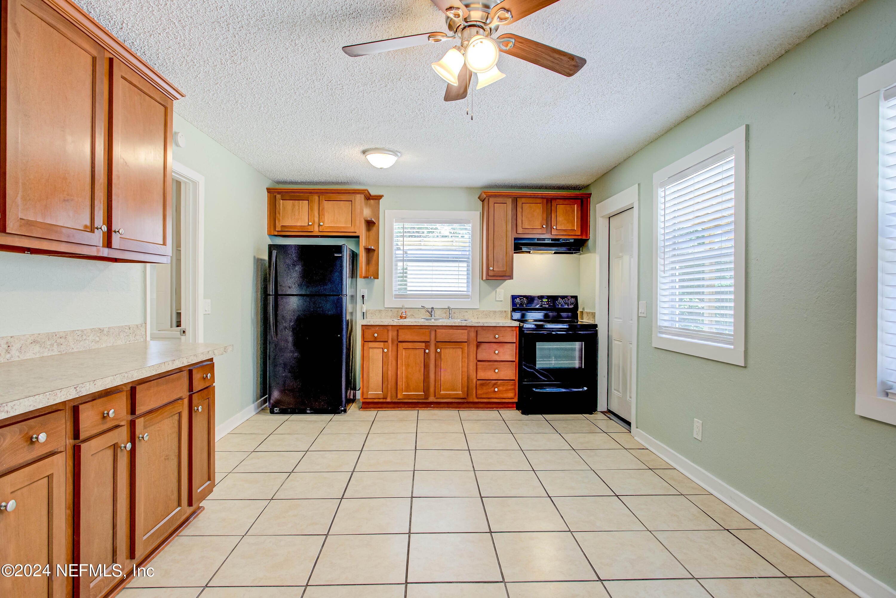 9249 Ridge Boulevard Jacksonville, FL 32208 - Photo 22 of 43 20240713-9249_Ridge_Blvd-15