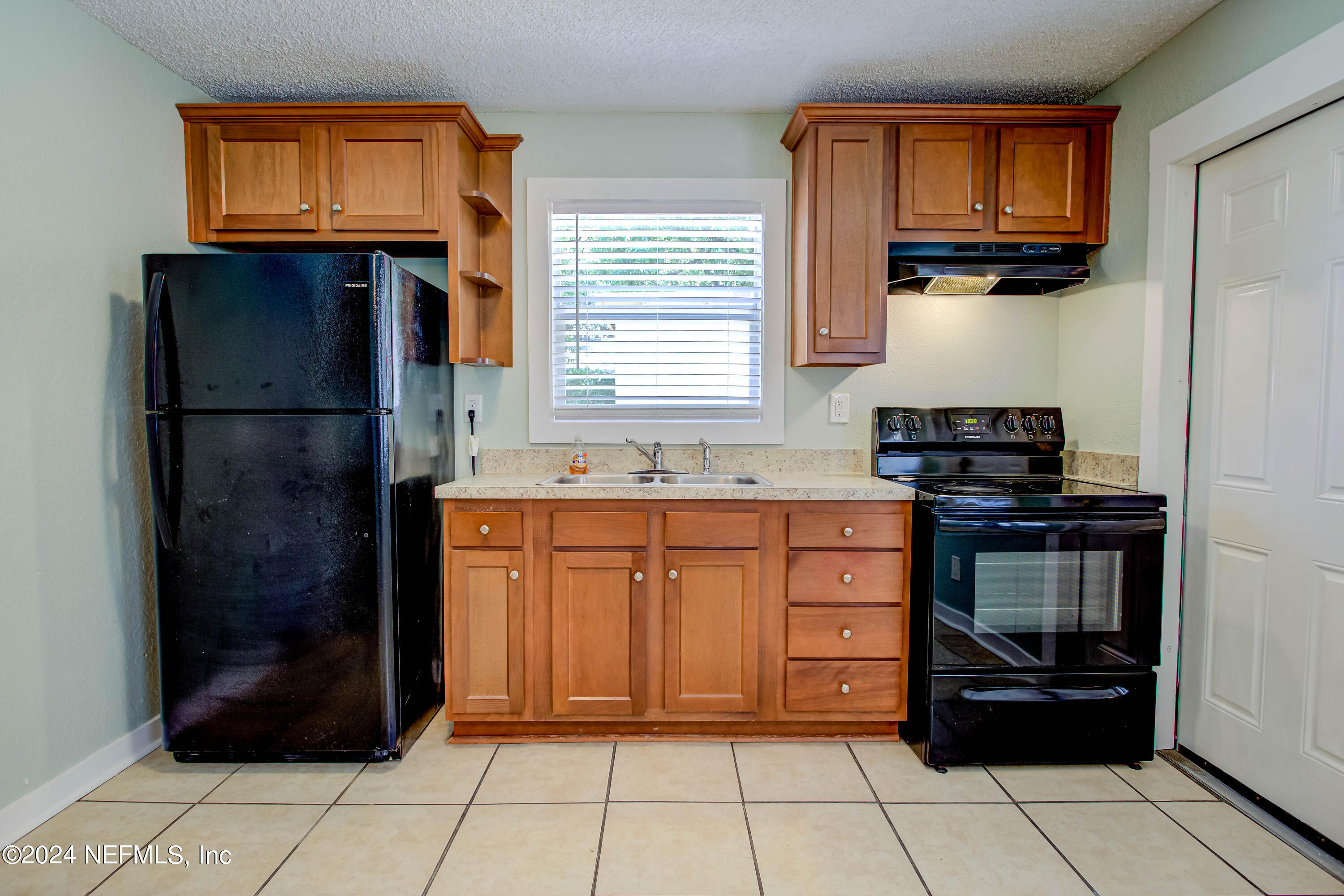 9249 Ridge Boulevard Jacksonville, FL 32208 - Photo 25 of 43 20240713-9249_Ridge_Blvd-17