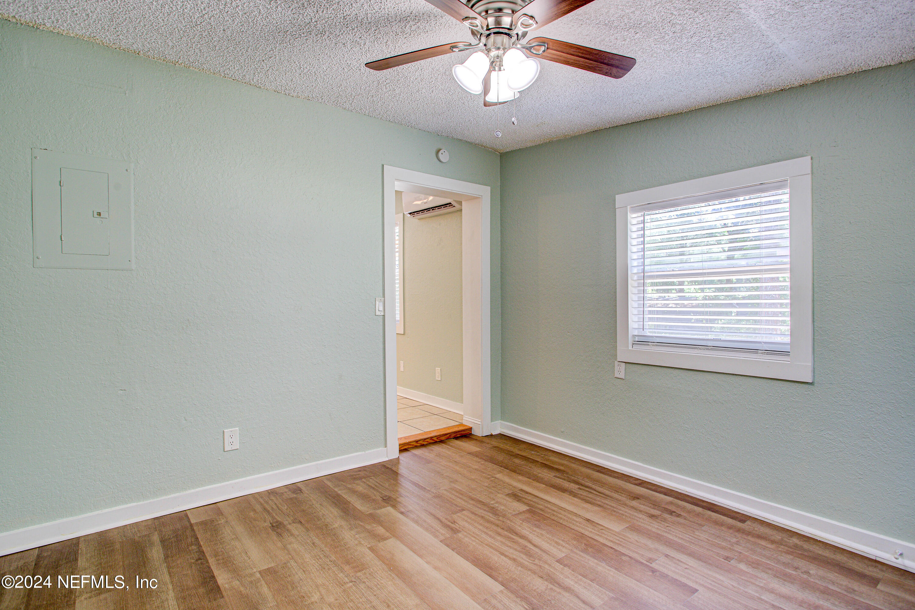 9249 Ridge Boulevard Jacksonville, FL 32208 - Photo 41 of 43 20240713-9249_Ridge_Blvd-12