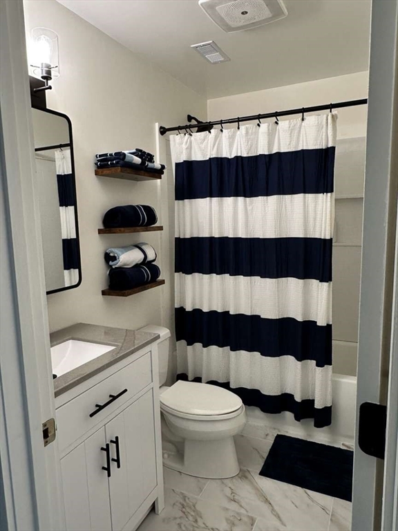 37 Putnam Hill Road Sutton, MA 01590 - Photo 31 of 42 a bathroom with a sink and a mirror