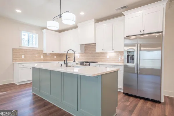 $565,000 | 108 Waterside Drive, Eatonton, GA 31024