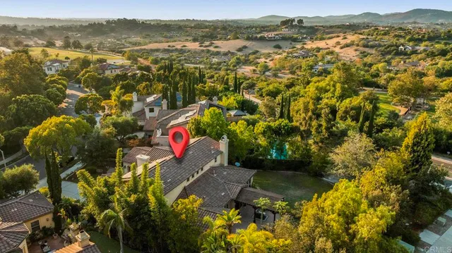 $2,350,000 | 14773 Via Bettona, San Diego, CA 92127