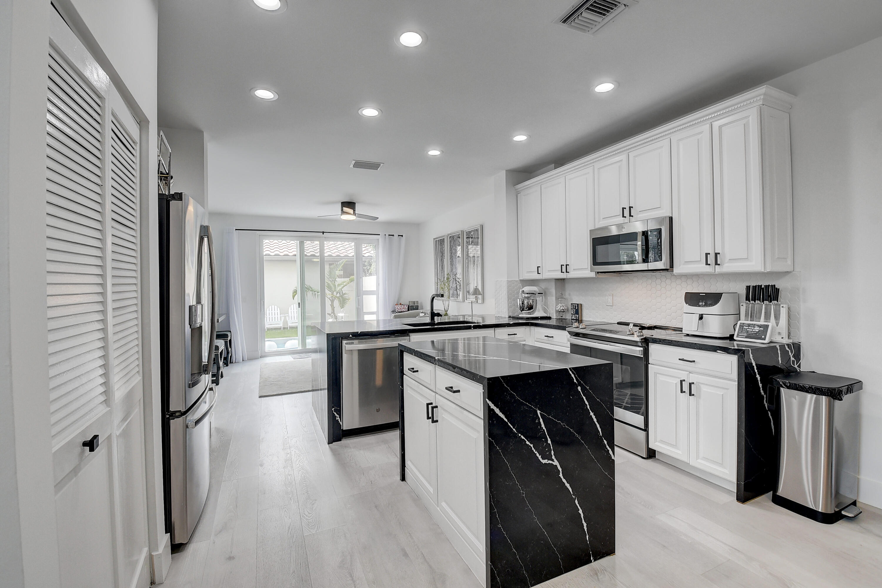 5183 Northwest 25th Way Boca Raton, FL 33496 - Photo 14 of 29 Kitchen