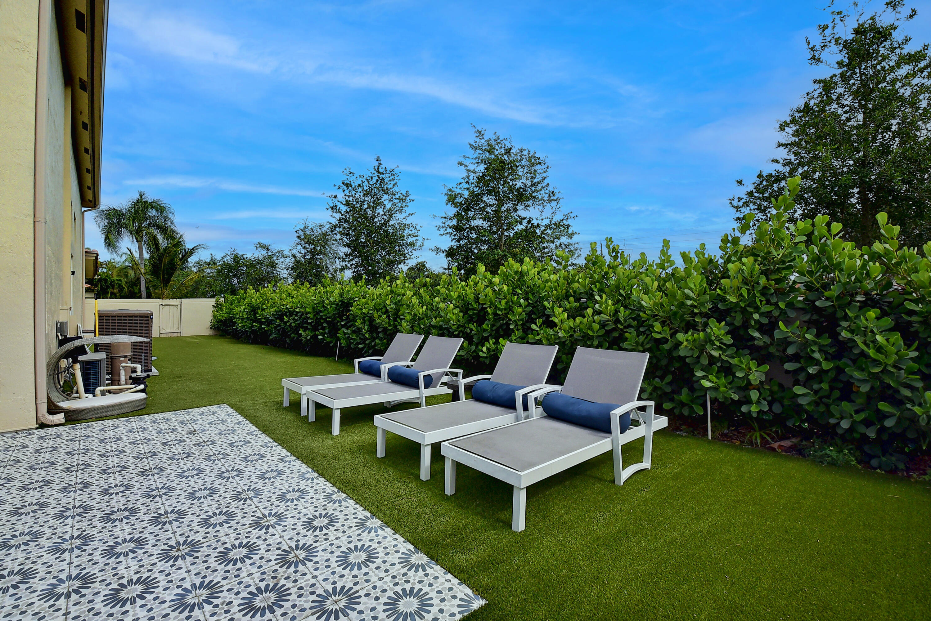 5183 Northwest 25th Way Boca Raton, FL 33496 - Photo 5 of 29 Side Yard