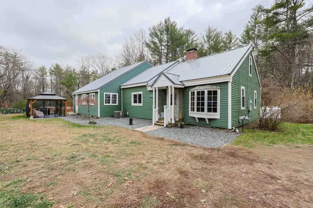 $499,900 | 433 Royalston Road, Fitzwilliam, NH 03447