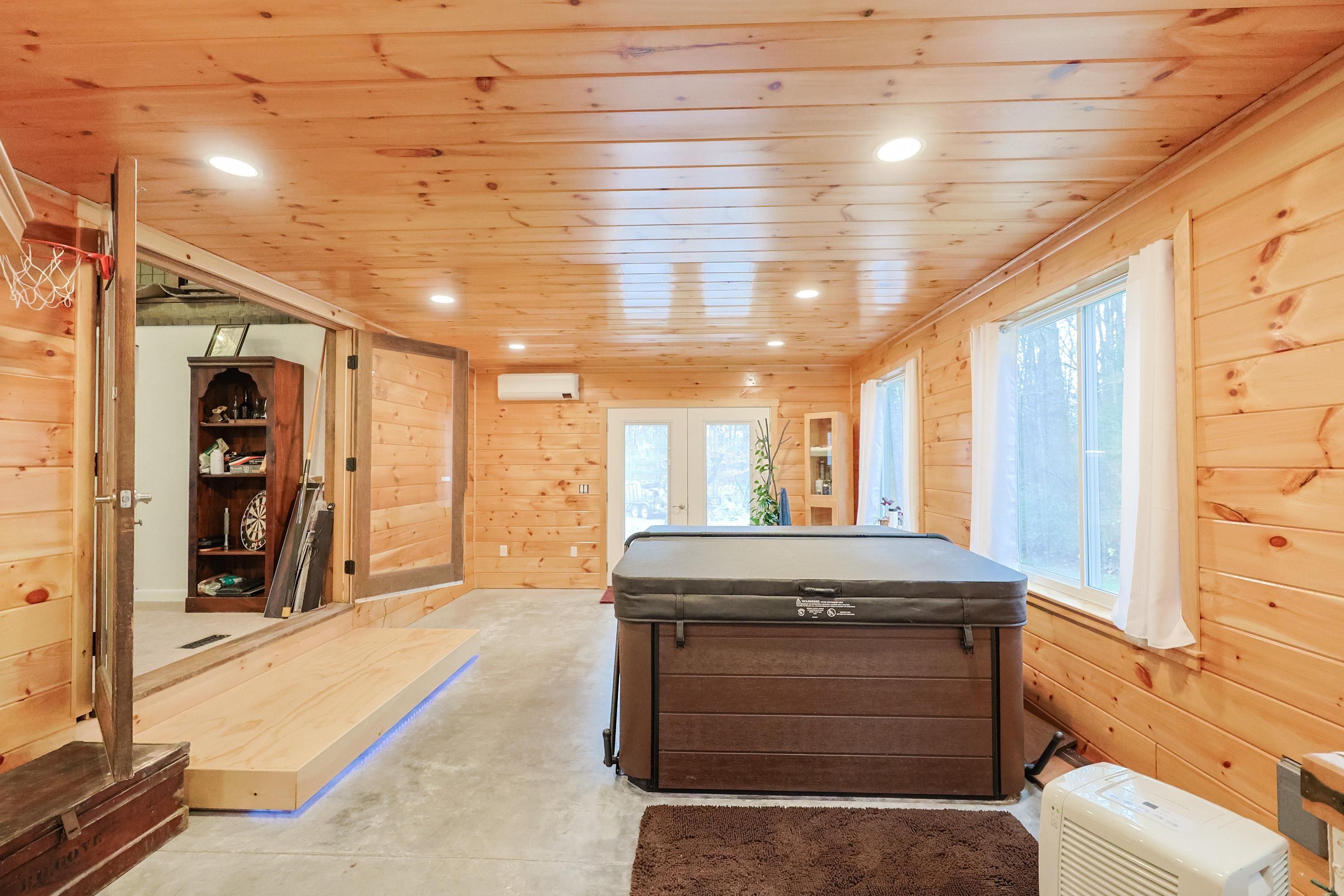 433 Royalston Road Fitzwilliam, NH 03447 - Photo 15 of 57