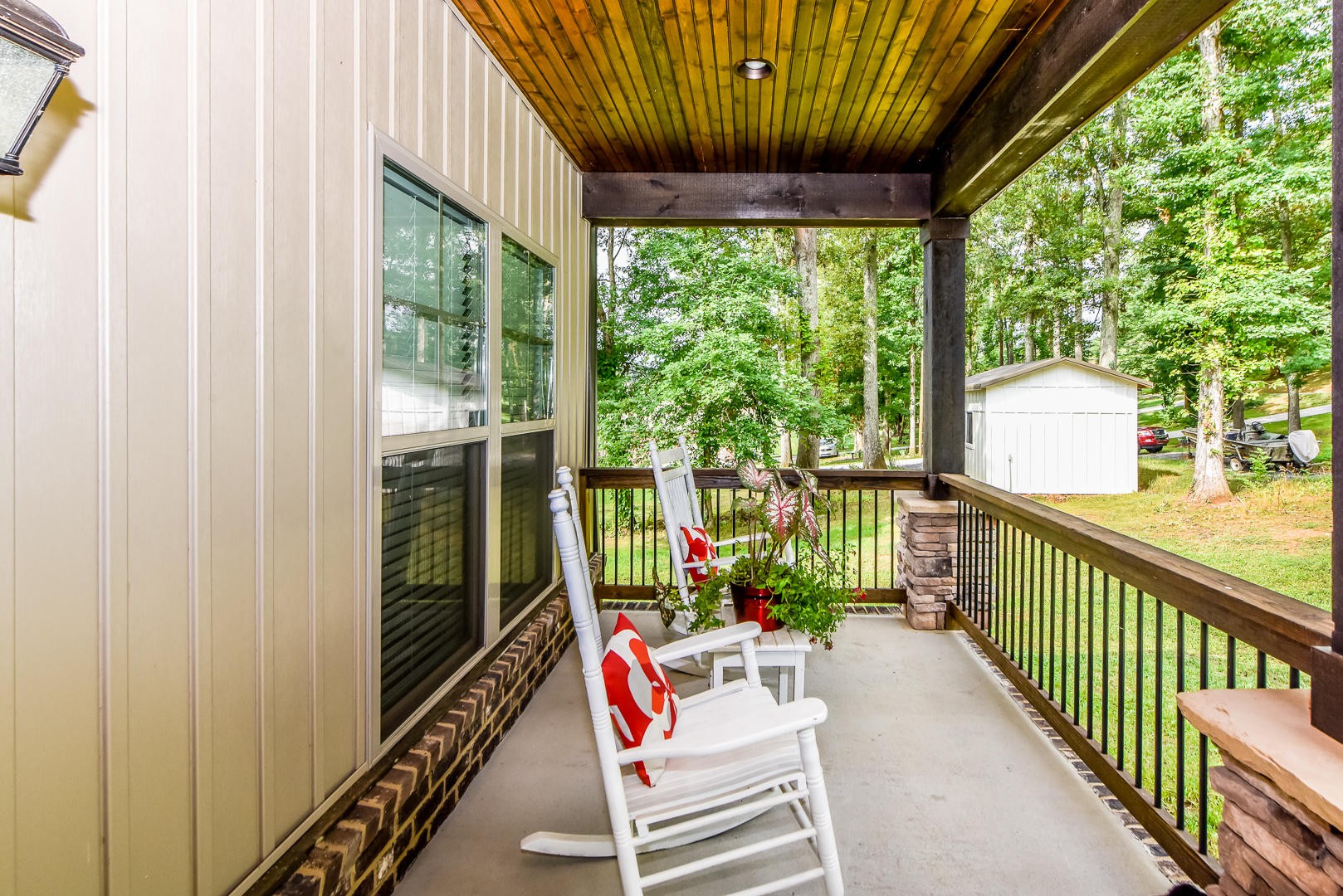 3034 Devault Road Louisville, TN 37777 - Photo 4 of 40 Gallery Image 4