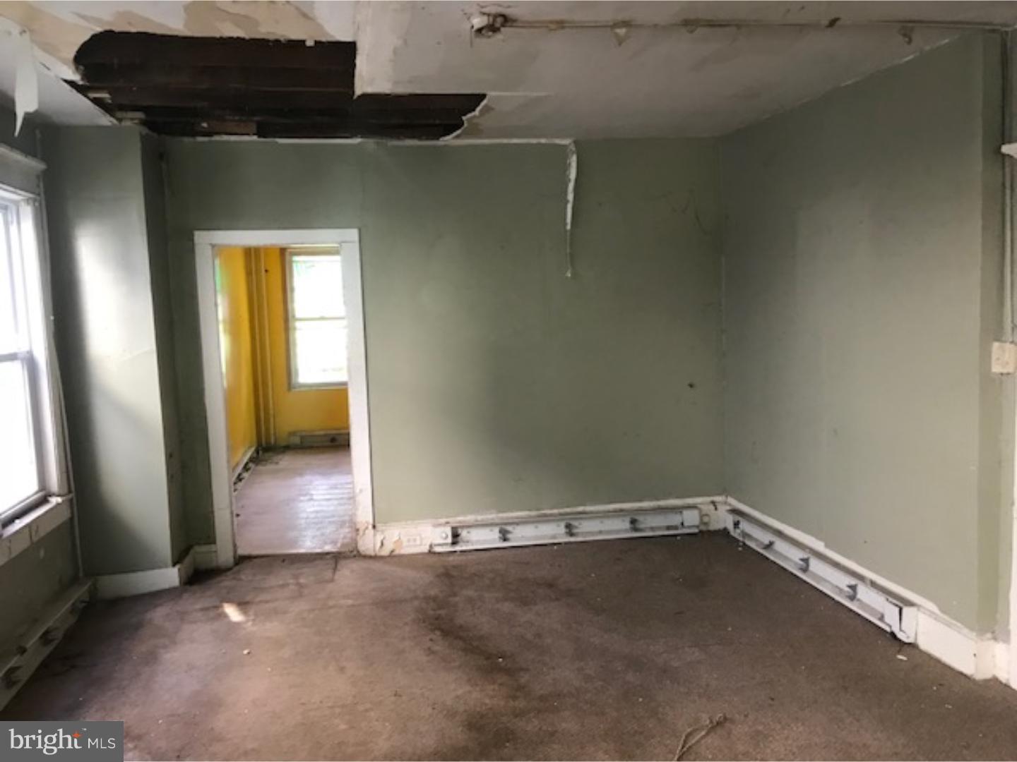 484 Riverside Avenue Trenton, NJ 08618 - Photo 4 of 12 Gallery Image 4
