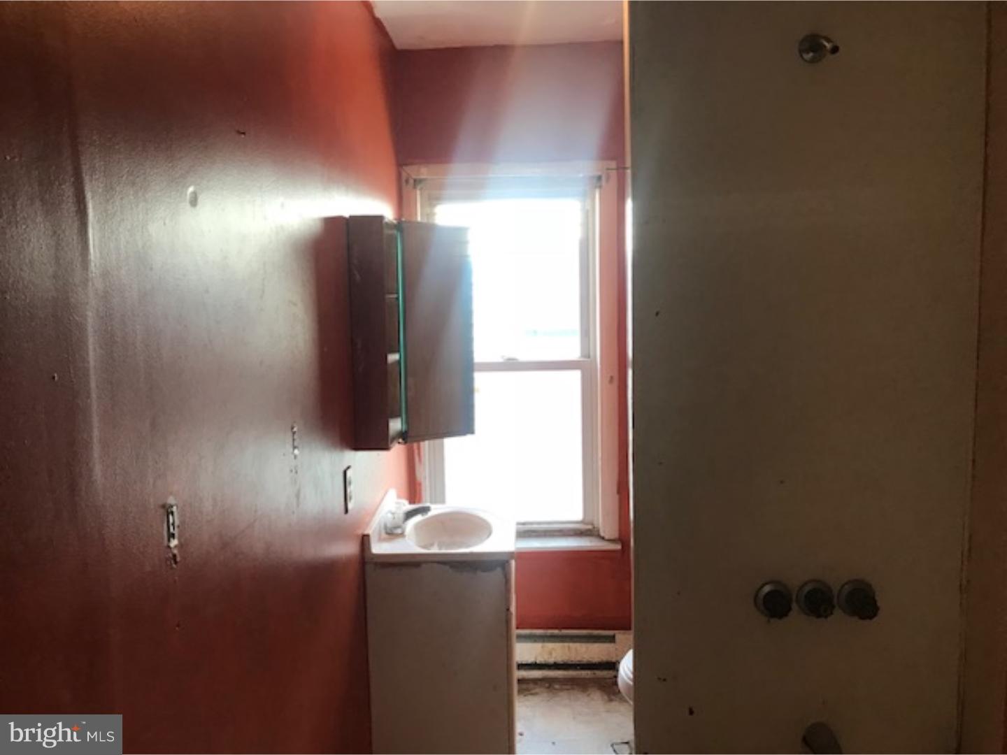 484 Riverside Avenue Trenton, NJ 08618 - Photo 9 of 12 Gallery Image 9