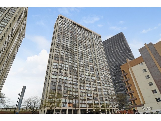 5445 North Sheridan Road, Unit 3801 Chicago, IL 60640 - Photo 1 of 16